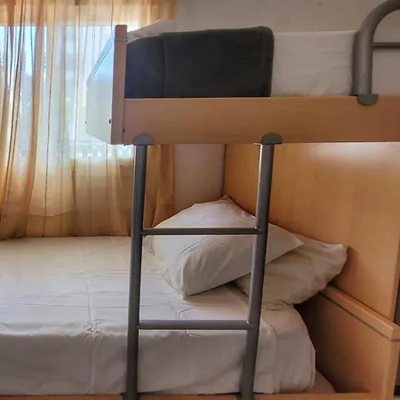 Carihuela Family Apartment 2 Bedrooms & Terrace * 托雷莫利诺斯