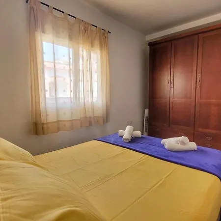 Carihuela Family Apartment 2 Bedrooms & Terrace * 托雷莫利诺斯
